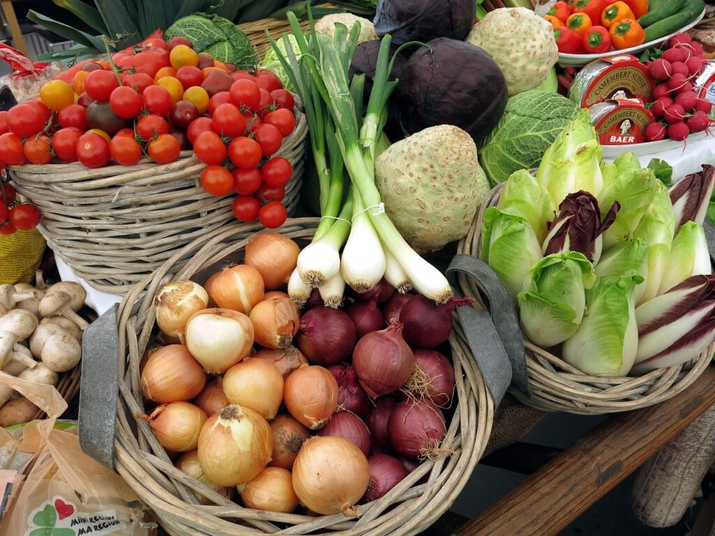 vegetables, tomatoes, leek-1363033.jpg